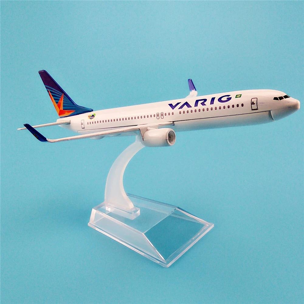 16cm Alloy Aircraft Model Brazil Boeing 737 Static Simulation Send Gift Collection Display Suitable For Table Decoration And
