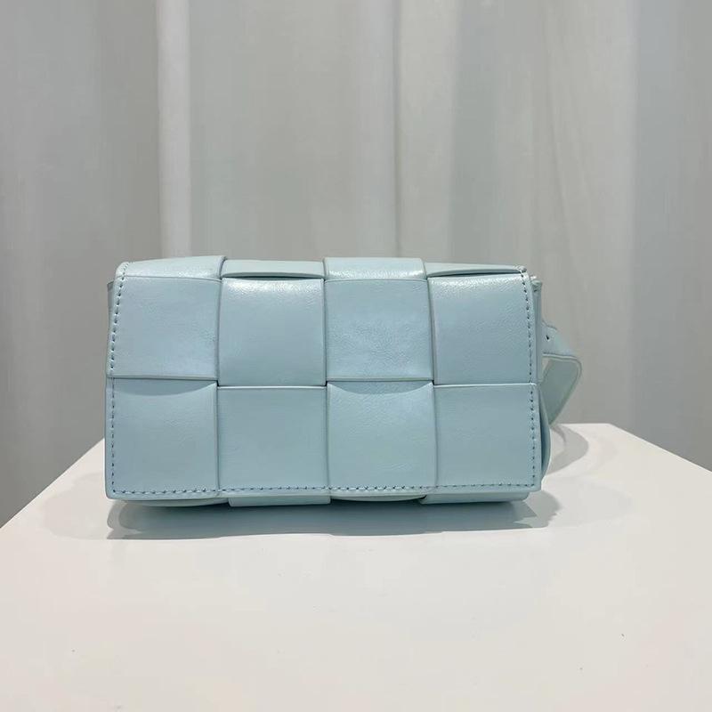 Leather woven clutch bag women's breast bag waist bag chain small bag mini crossbody spring new urban simplicity