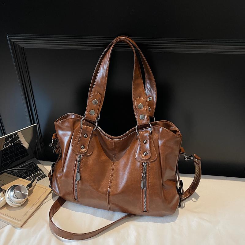 Vintage Handbag Solid Color Shoulder Bag Women's Large Capacity Commuter Tote Bag