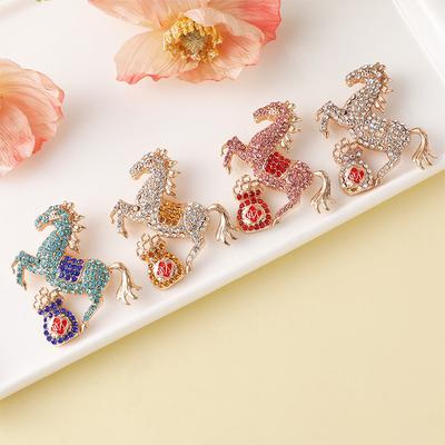Pony Brooch Exquisite Fu Bag Commemorative Gift Animal Decoration Fresh Diamond Studded Zinc Alloy