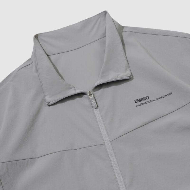 Umbro Allround Ventil Windbreaker Jacket Gry Ur121sjk29