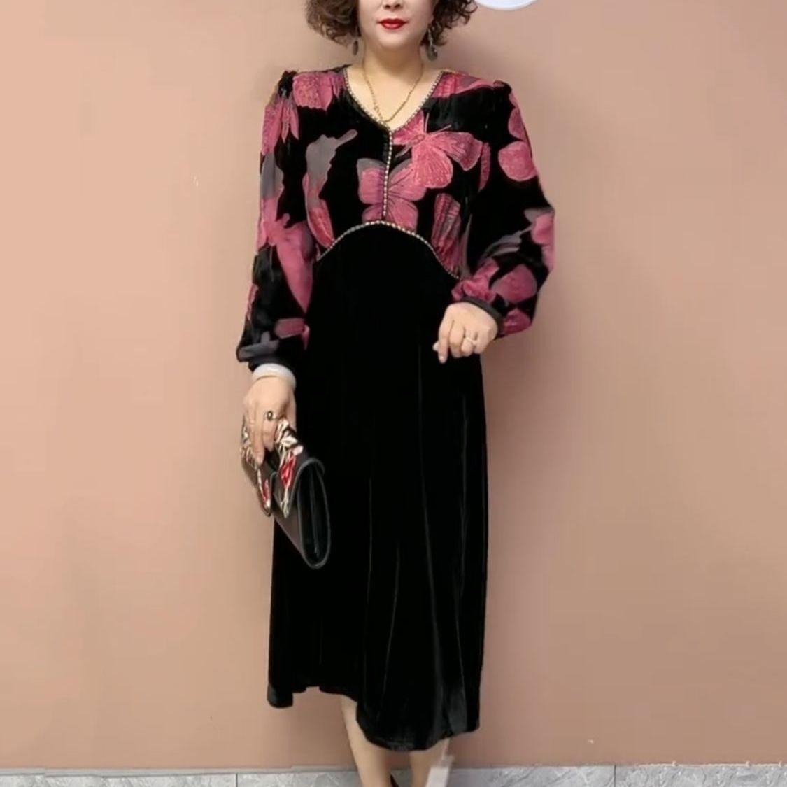 

Женское платье большого размера Бархатное платье с пэчворком Осеннее платье с V-образным вырезом А-силуэта Бархатное длинное платье с цветочным принтом XL розовый