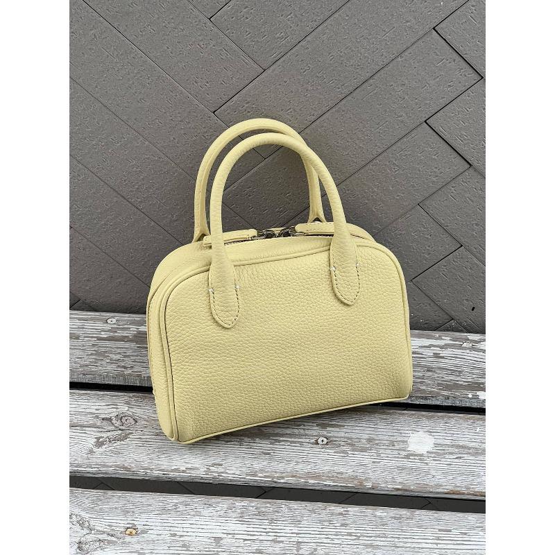 

Сумка-подушка Boston из натуральной кожи первого слоя, модная сумка через плечо на одно плечо для женщин 20x6x14cm жёлтый