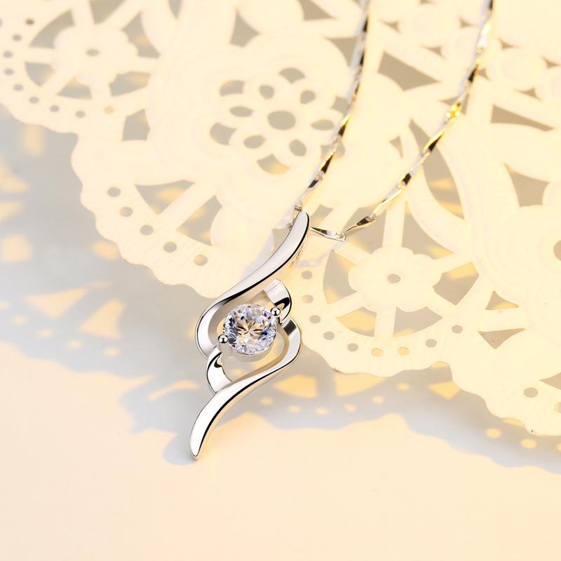 Jewelry Only Love Smart Pendant Korean Edition Temperament Lamp Luxury Haoshi Necklace Fashion Female Ins Premium