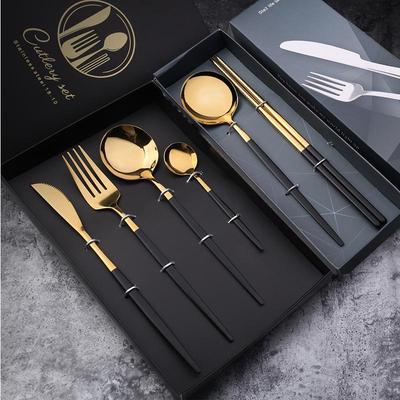 Set di Posate alla Moda 2/4 Pezzi Stoviglie Portatili Nero Oro Acciaio Inossidabile Cucchiaio Forchetta Set Coltello da Bistecca Posate da Viaggio