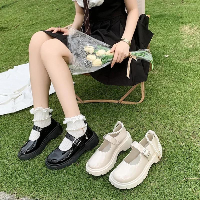 Fashion 2024 Spring and Autumn Mary Jane Women's Shoes Thick soled Sponge Cake Leather Shoes Retro Thick Heel Fashion  Single Shoes