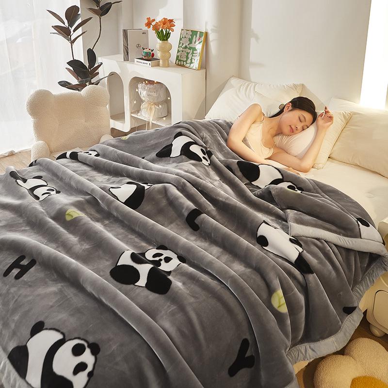 Winter Thickened Raschel Wedding Blanket – Double Layer Quilt for Students & Couples