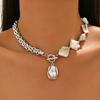 Boho Barokní Perlový Choker Asymetrický Kubánský Řetízek Zapínání na Páčku Výrazný Letní Plážový Šperk Dárek