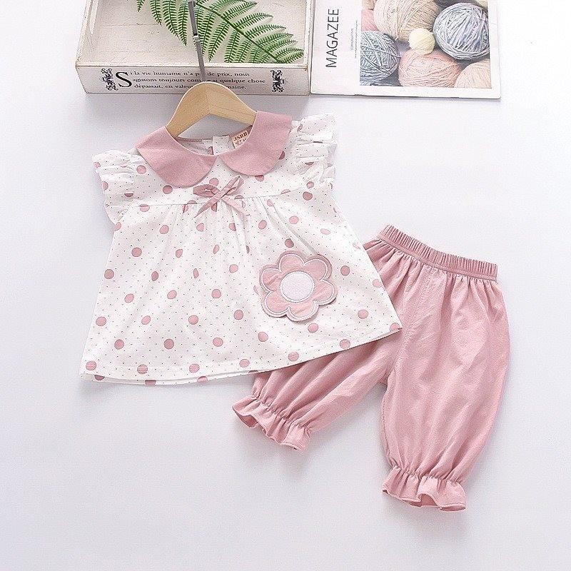 Charming Summer Floral Print Girls Outfit With Soft Cotton Fabric And Cute Capris