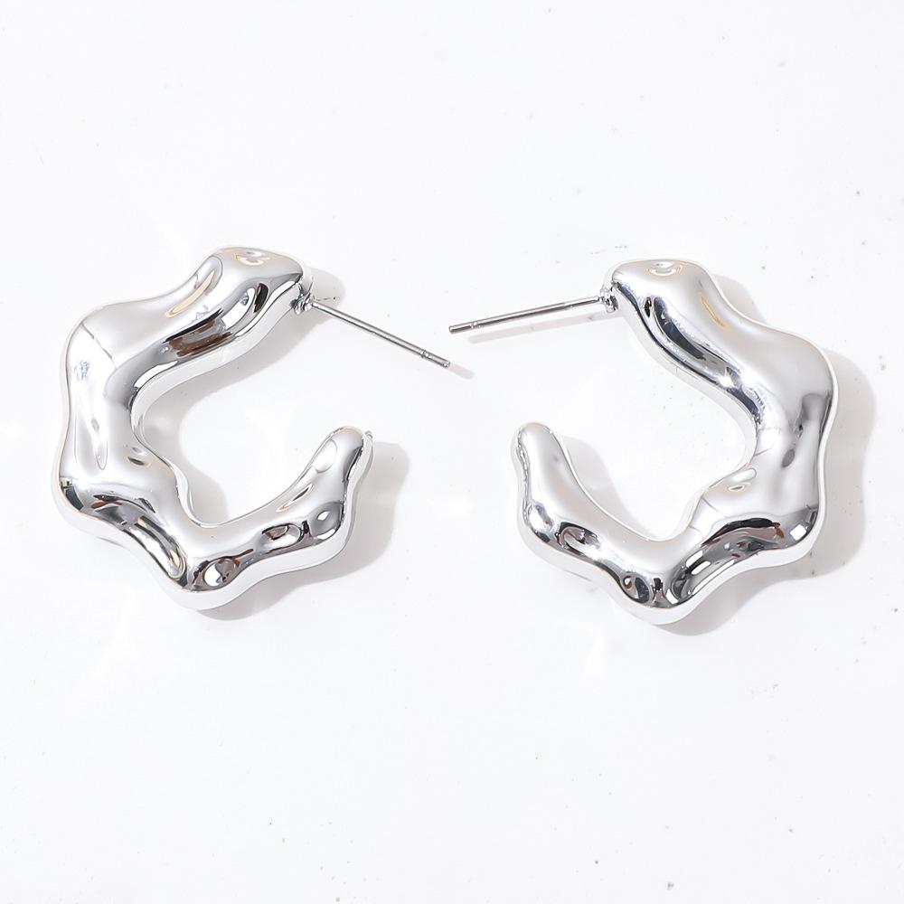 European and American Jewelry New High-end Gold Fashion Personality Exaggerated Stud Earrings Creative Circle Earrings Set