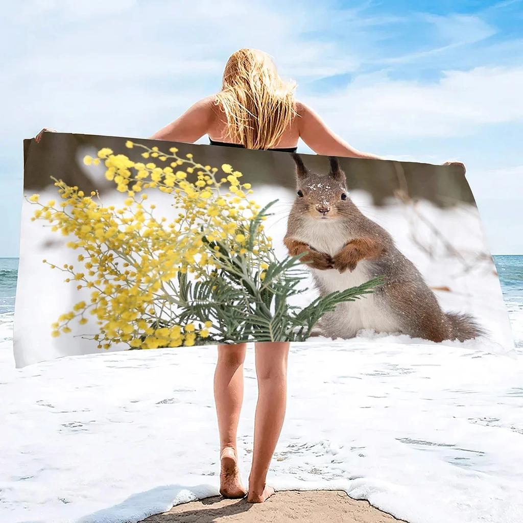 Cute Squirrel Beach Towel Oversized Quick Dry Wild Animal Bath Towels Soft Microfiber Lightweight Pool Towel for Swim Spa Sport