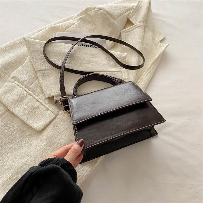 

Сумка Жіноча проста повсякденна сумка через плече Проста повсякденна сумка під пахвами Новий тренд літа 2024 р. Модна сумка через плече