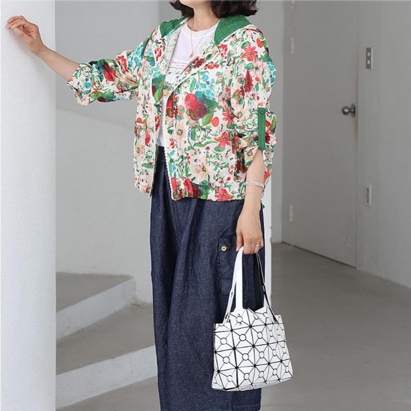 Shiz Madam Roll Up Hood Jacket Mother Clothes J31819