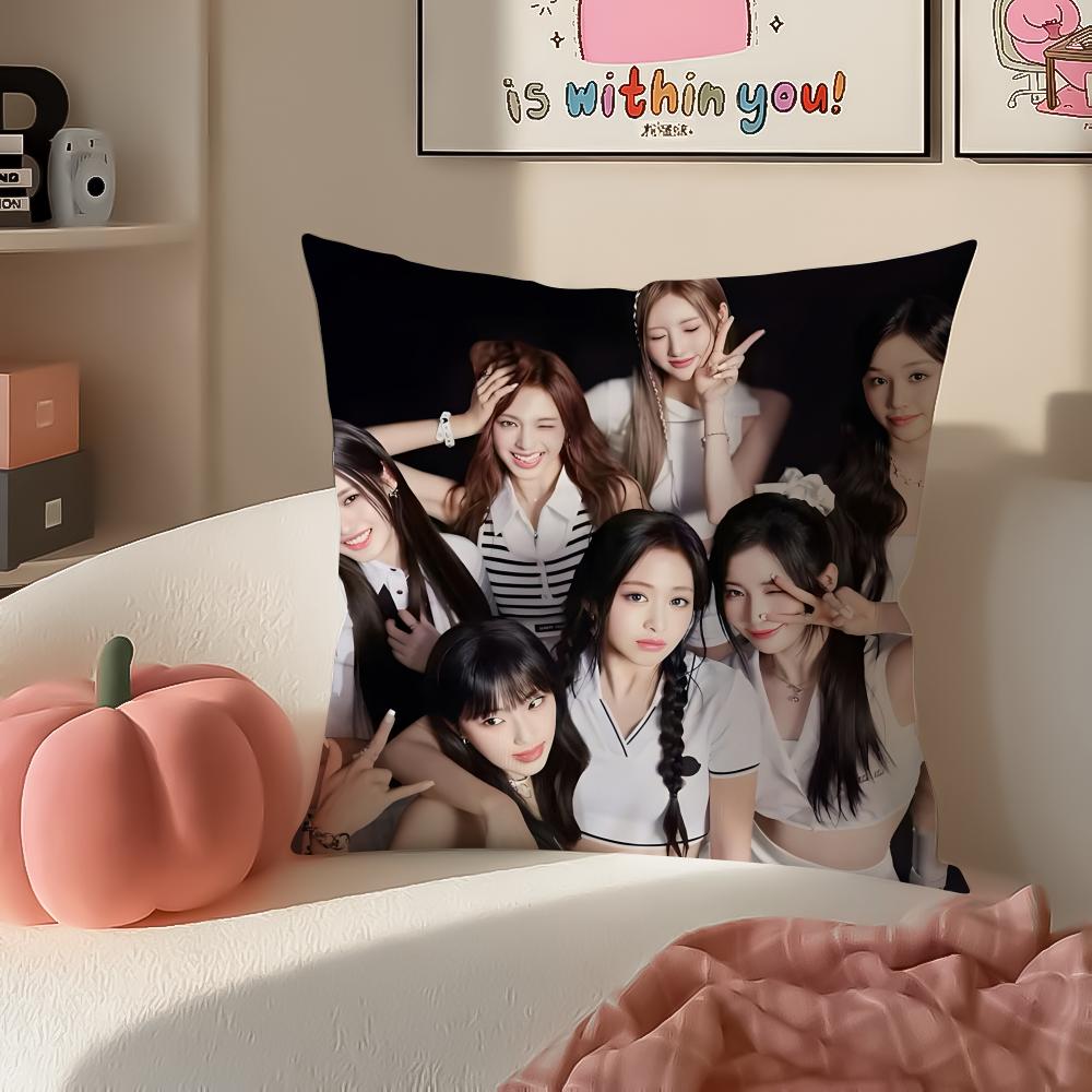 Stilvolle Kpop Girlgroup BBabymonster Kissenbezug Kissenhülle Kurzer Plüsch Verdeckter Reißverschluss Zimmer Sofa Kissenbezug