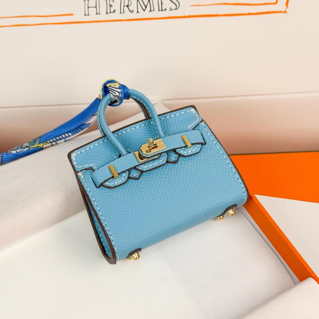 Chic Mini Bag Charm - Cute Earphone Pouch & Coin Purse with Car Keychain Decoration.