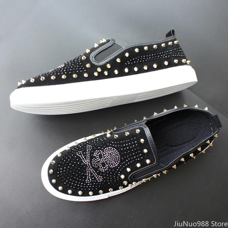 2024 Zapatos Nuevos para Hombre Marea Zapatos Casuales de Cuero Primavera Otoño Geniales Remaches de Calavera Zapatos Planos Ocio Mocasines Slip-on