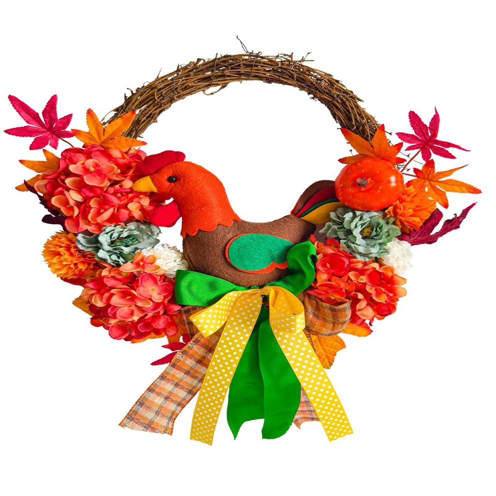 

Кукла-цыпленок украшает цветочный венок3d One Size