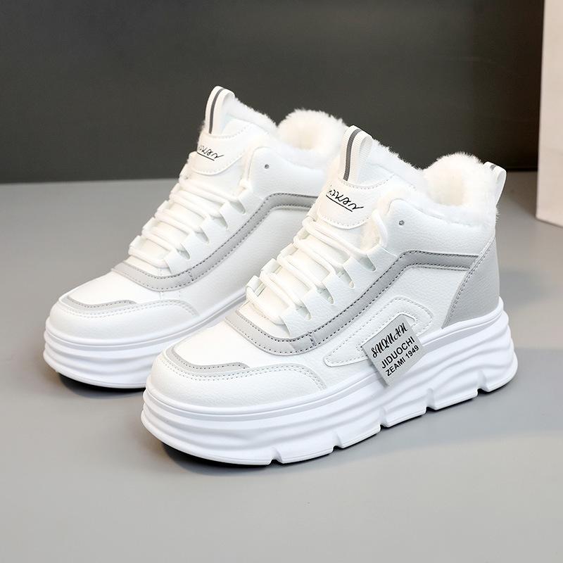 Women's shoes 2025 winter new velvet cotton shoes warm student board shoes inner height increase muffin shoes casual