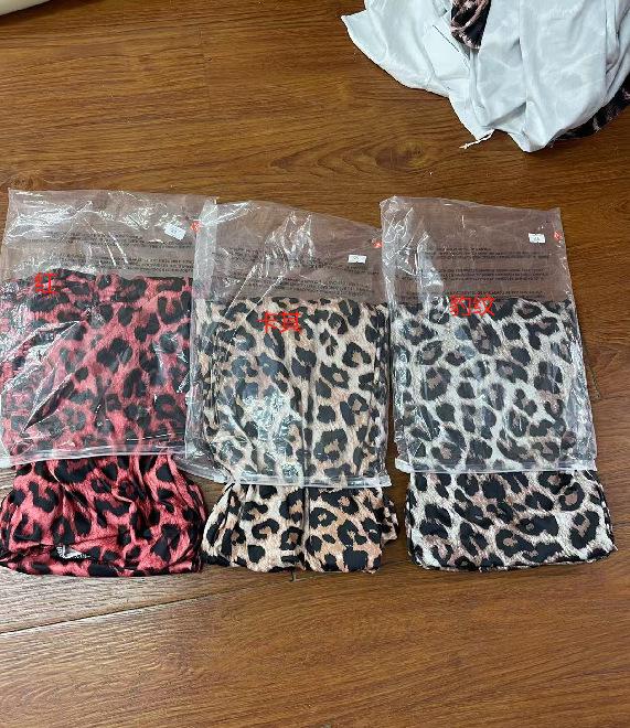 European & American Leopard Print Round Neck Long Sleeve High Waist Dress