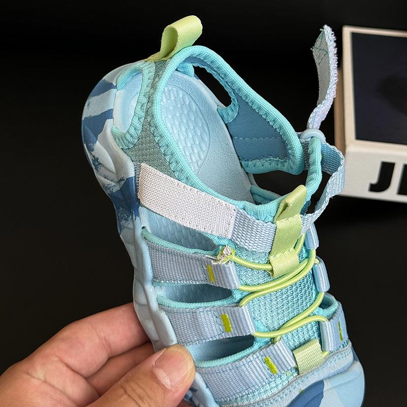Quick-Dry Waterproof Summer Beach Sandals for Kids - Closed-Toe, Non-Slip Water Shoes for Boys, 2026.