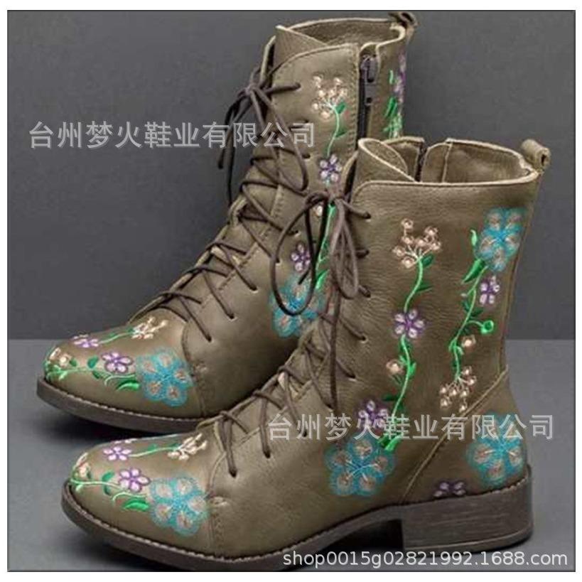 Retro Women's Boots Winter New Round Head Thick Heel Lace-up Embroidered Short Boots Women's Shoes