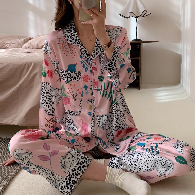 Spotted Leopard Print Pajama Set for Women Idyllic Style Long Sleeve Pant Female Lounge Autumn Winter Cartoon Sleepwear
