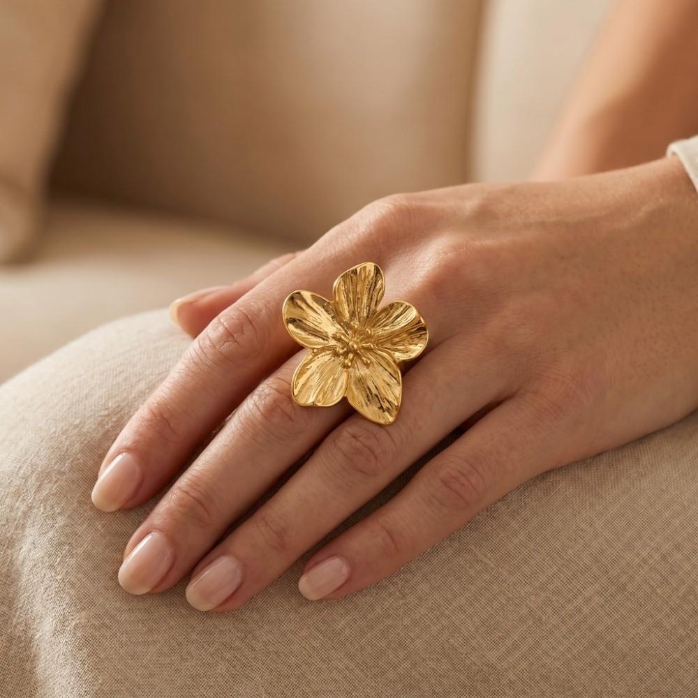 Exaggerated Metal Flower Opening Ring 5 Petals Finger Hand Ring Opening Finger Ring  Party Favors