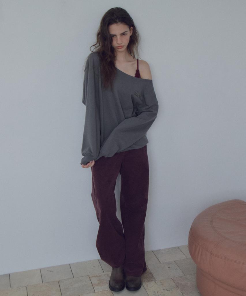 CITTA Off-Shoulder Applique Sweatshirt_Ctt3042(Charcoal)