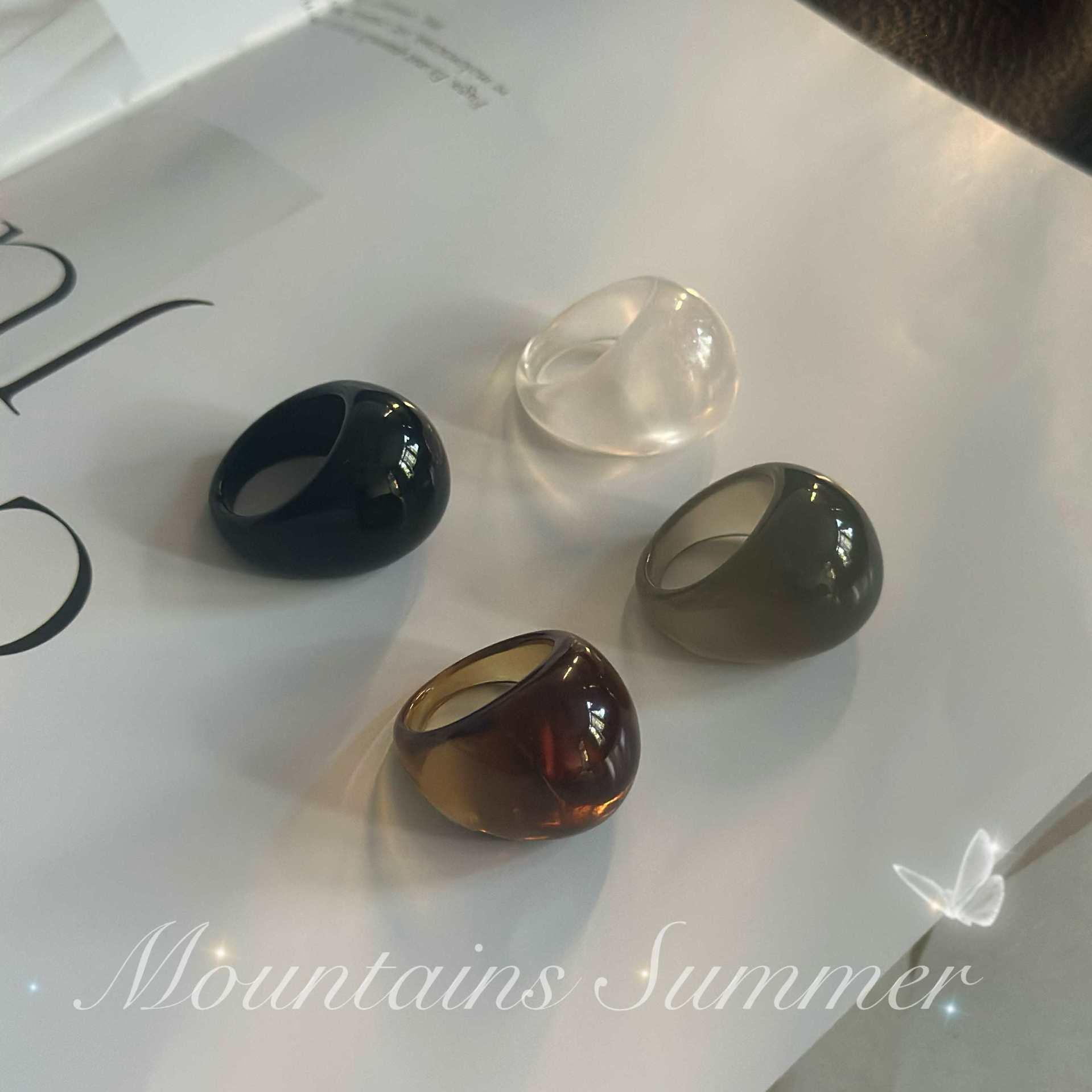 

Colored Resin Ring - Versatile Autumn/Winter Accessory for Women US Size 8 | Finger Circumference ~5.7cm