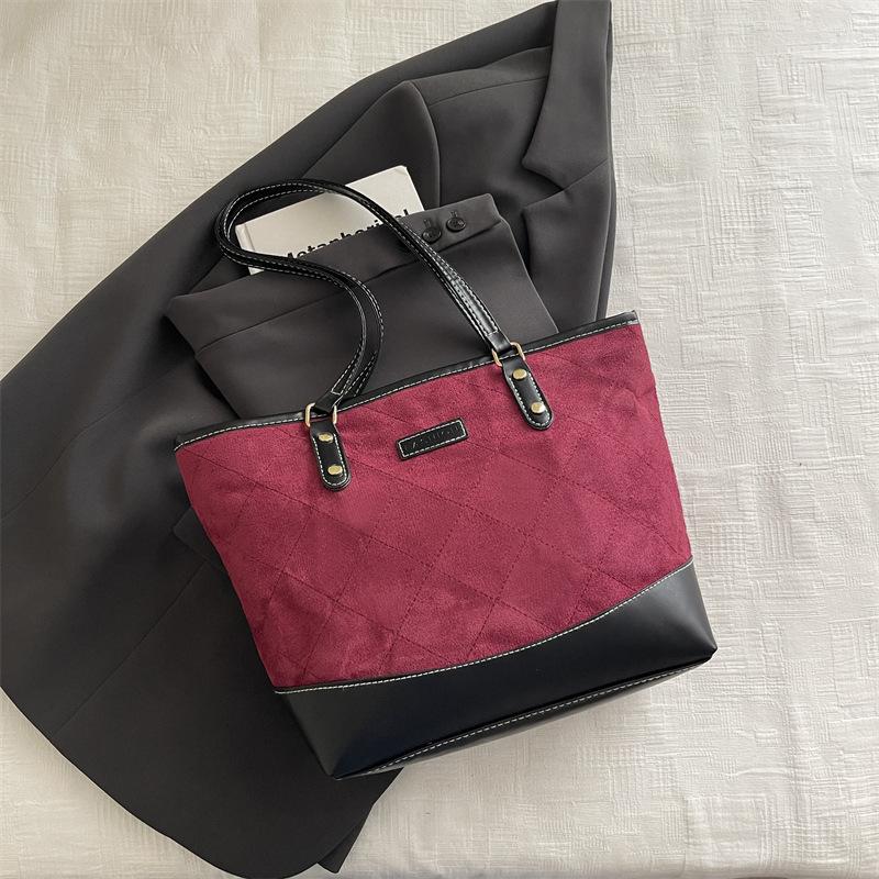 Large-capacity commuter class tote bag autumn popular rhombus splicing advanced atmosphere class bag casual shoulder bag