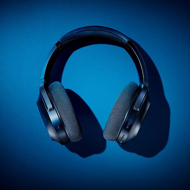 Razer Barracuda X Wireless Multi-Platform Gaming Headset