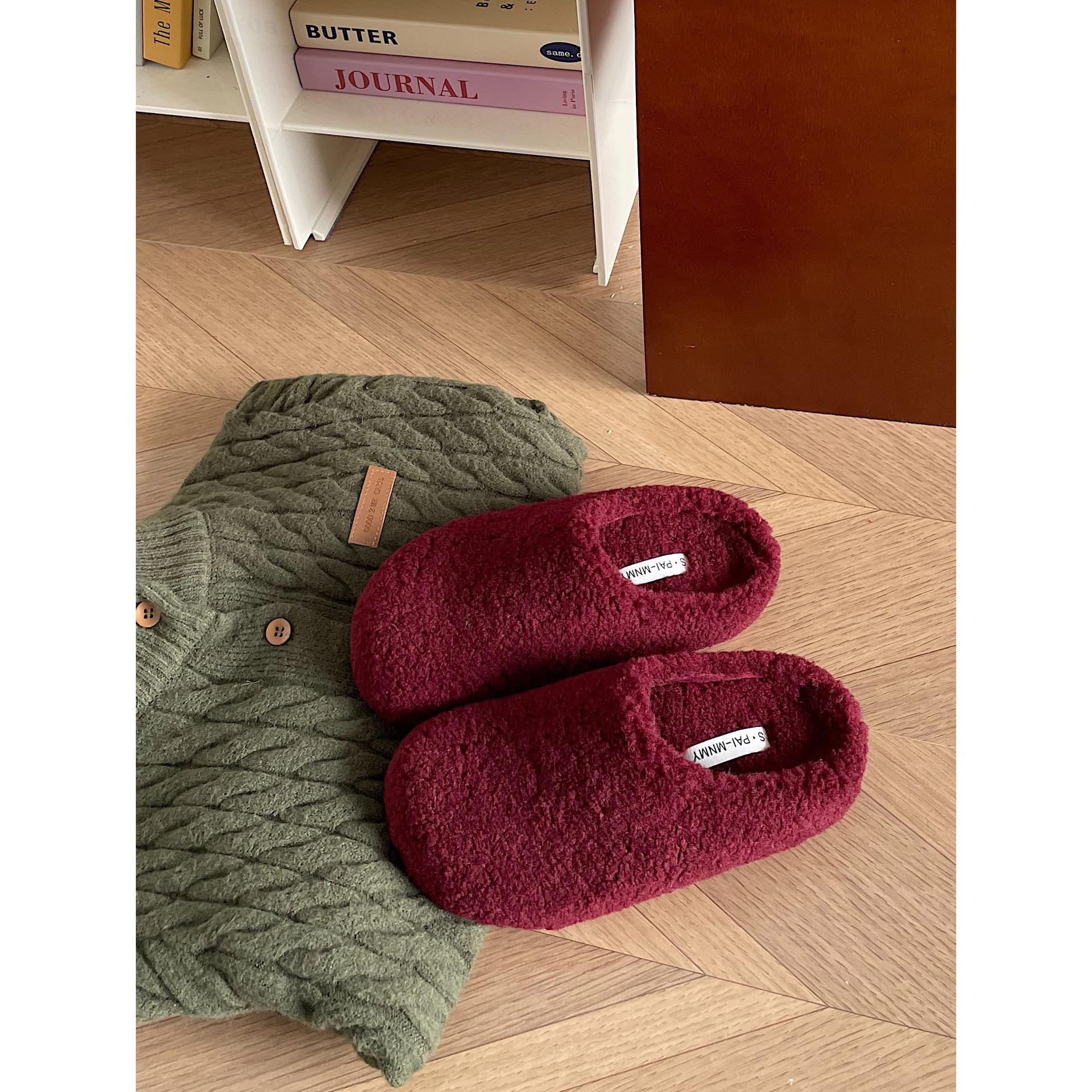 

Корейская версия повседневных пушистых тапочек женские новые зимние плоские ленивые туфли Мюли с флисовой сумкой на носке и половинным задником 40 бордовый