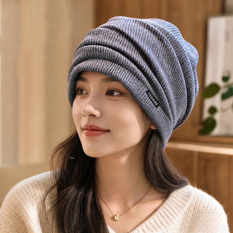 Autumn and winter fashion hats women's solid color simple warm headgear versatile face small knitted headgear wool hat