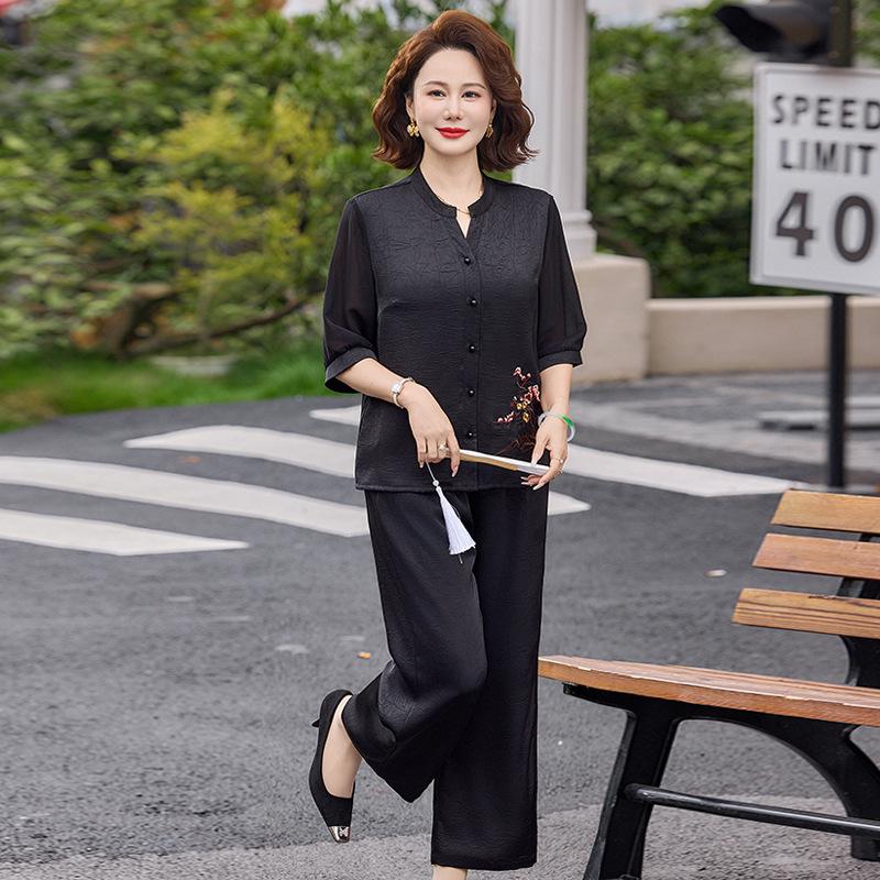 Mom's Stylish 2026 Summer Short-Sleeved Silk Blouse and T-Shirt Set for Middle-Aged and Elderly Women