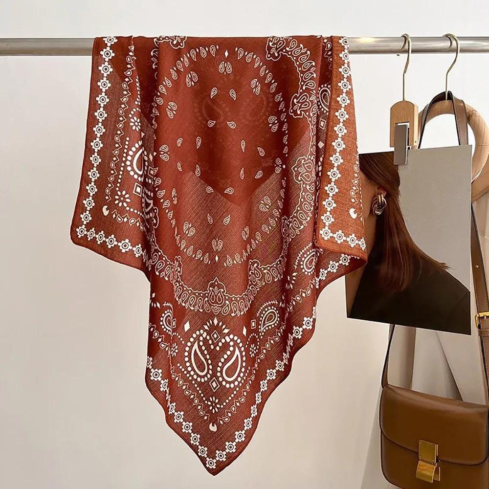 Polyester Head Scarf Retro Neck Scarf Fashion Square Scarf  Decor