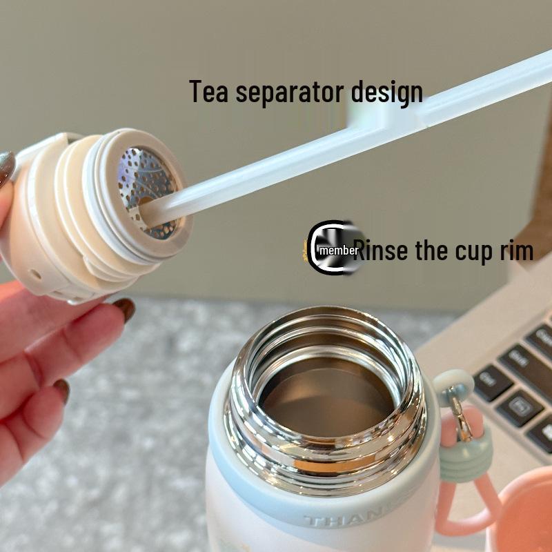 Cartoon Insulated Stainless Steel Cup – Cute, Portable Water Bottle for Students, Ideal for Autumn and Winter.