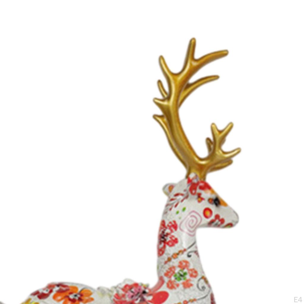 2 Pieces Reindeer Statues Figurines Vivid European Deer Lover Sculpture Table Centerpiece for