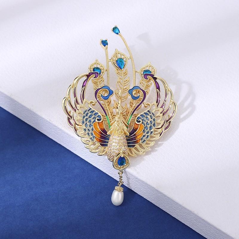 

Китайский стиль Сто птиц Чаофэн Роскошная эмалевая брошь Феникс Женская натуральная жемчужина Умная кисточка Высококачественные аксессуары для костюма золотой