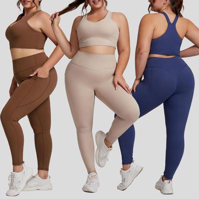Set Yoga Taglie Forti da Donna: Completo Due Pezzi di Alta Gamma, Vestibilità Aderente, con Pantaloni Sollevaglutei e Tasche Laterali