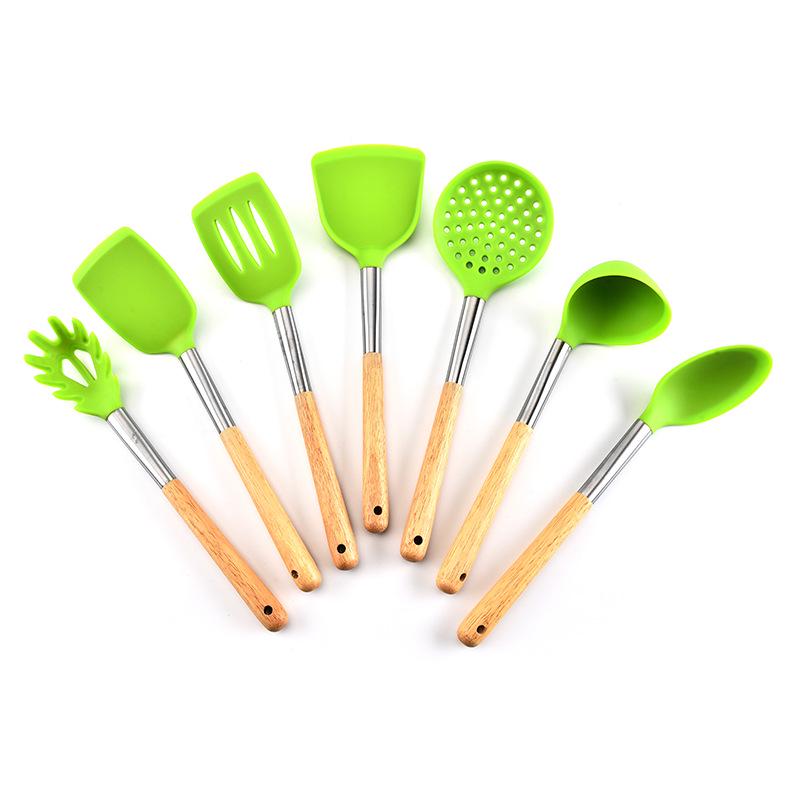 Durable Wooden Handle Silicone Kitchenware 7-Piece Set: Non-Stick Spatula & Spoon