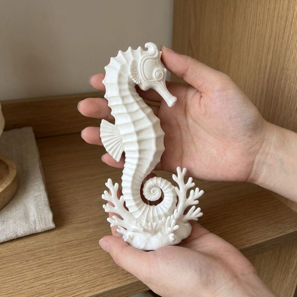 2PCS Minimalist Coral Base Seahorse Statue Double Seahorse Seahorse Table Decor Gift Giving