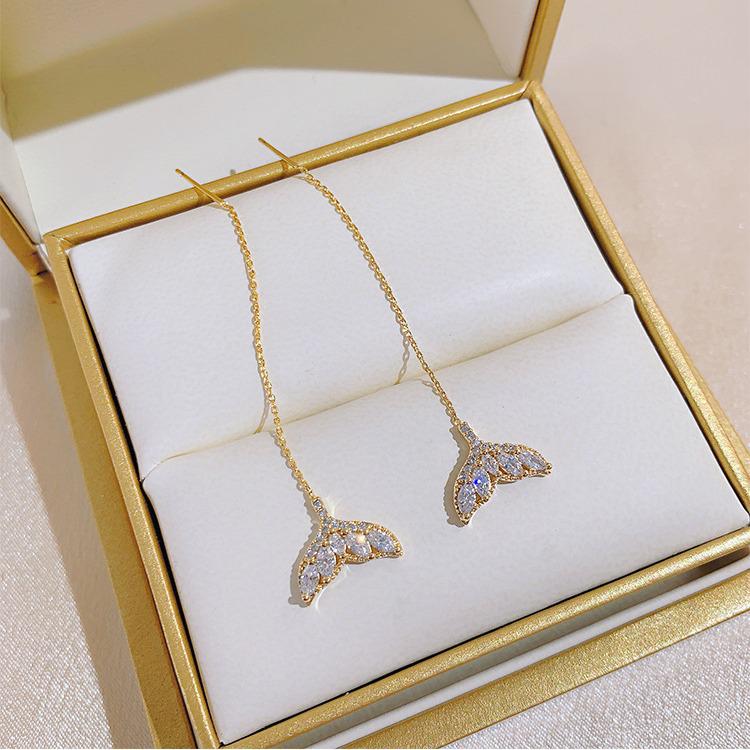 Exquisite Korean Gold-Plated Zirconia Fishtail Earrings - Simple, Versatile & High-End