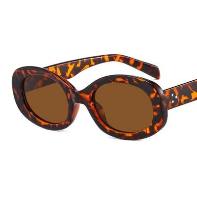 Occhiali da Sole Quadrati Classici Vintage Per Donna Uomo Retro Eleganti Minimalisti Moda Femminile Maschile