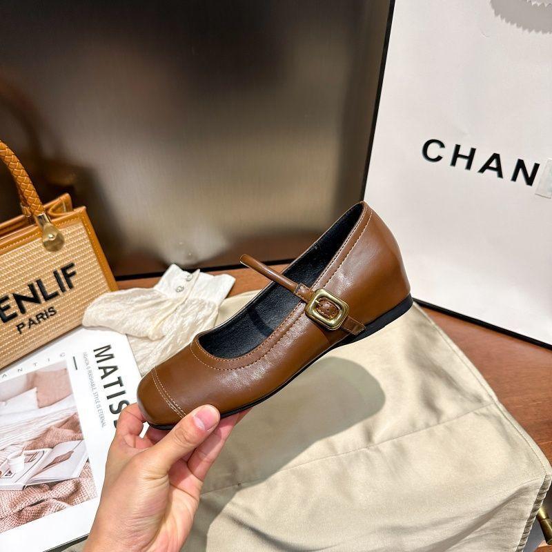 French Inner Height Increase Single Shoes Women's 2025 Spring and Autumn New Small Small Leather Shoes One-word Buckle Mary Jane Doudou Shoes