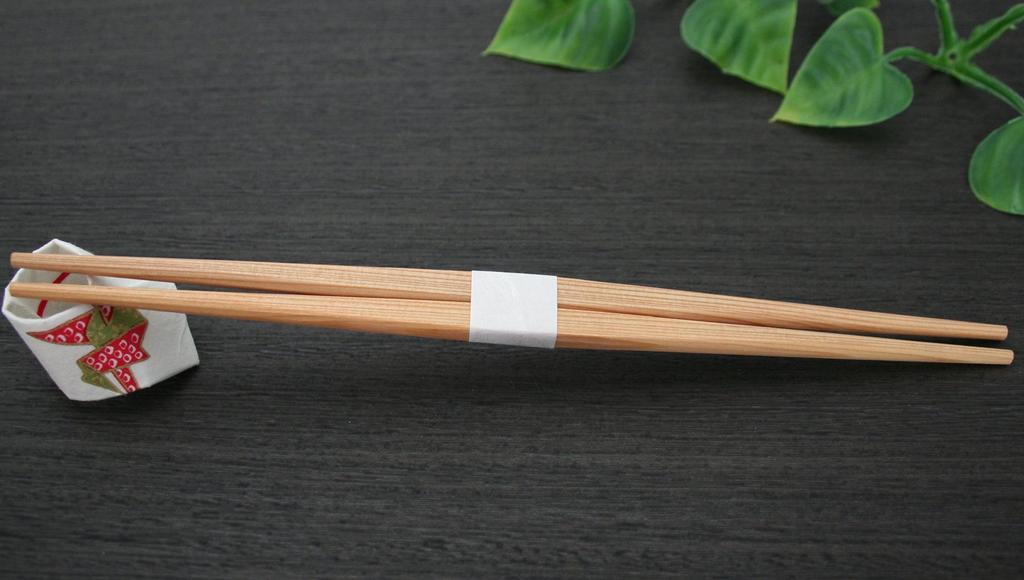 Yoshii Shoji Made In Japan Yoshino Cedar Ranchu Red Dyed White Obi Wrap Disposable Chopsticks 24cm 100 Servings Kaiseki Restaurant YOS-002