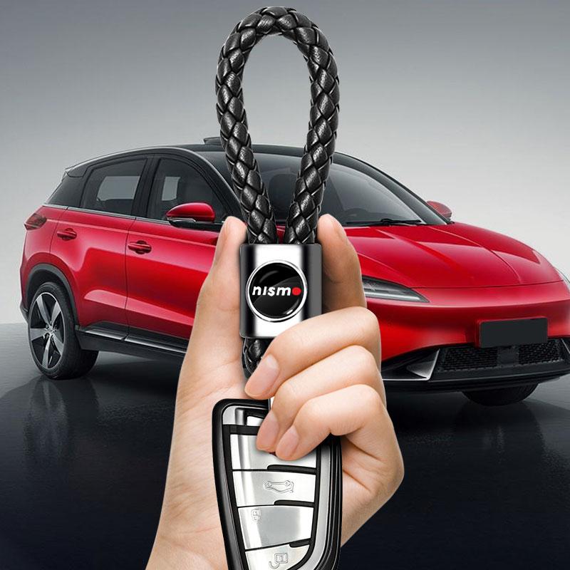 1Pcs Car Key Chain Key Ring Key Lanyard Car Emblem Styling For Nissan Nismo Tiida Sylphy Teana X Trail T30 T32 Almera Qashqai J10 J11