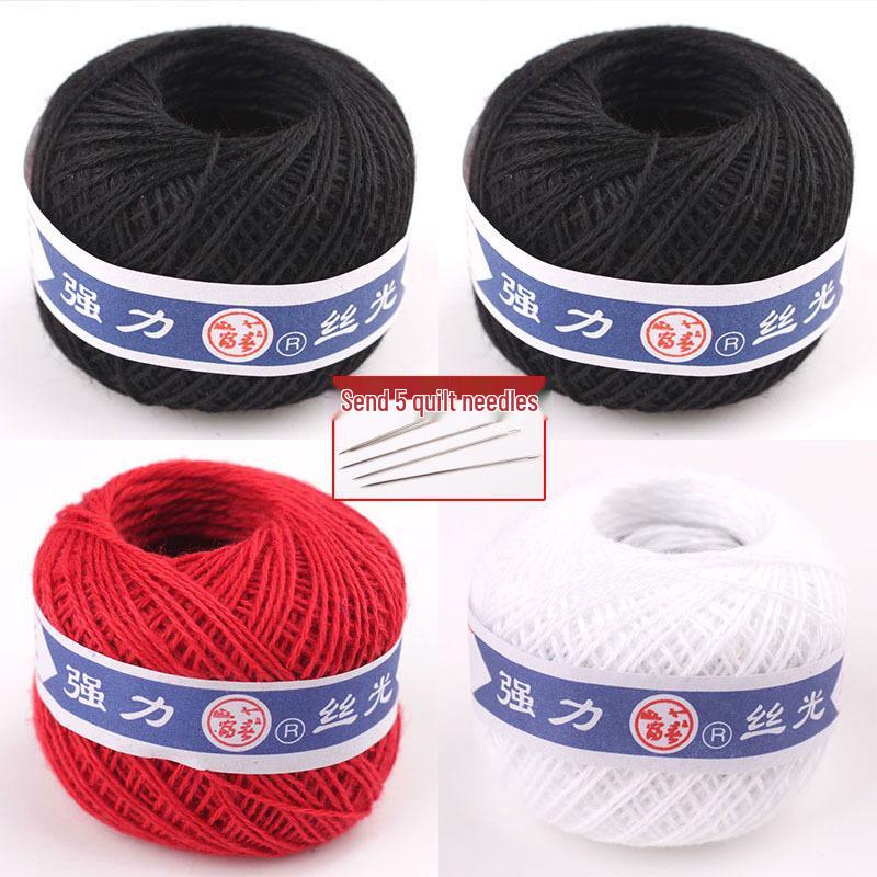 Thickened Cotton Thread Quilt Needle for Handcrafting: Red Duvet Cover, White Vintage Darning Ball