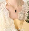 European Retro Black Shell Pendant Necklace, 18K Gold-Plated Titanium Steel Clavicle Chain (P528)