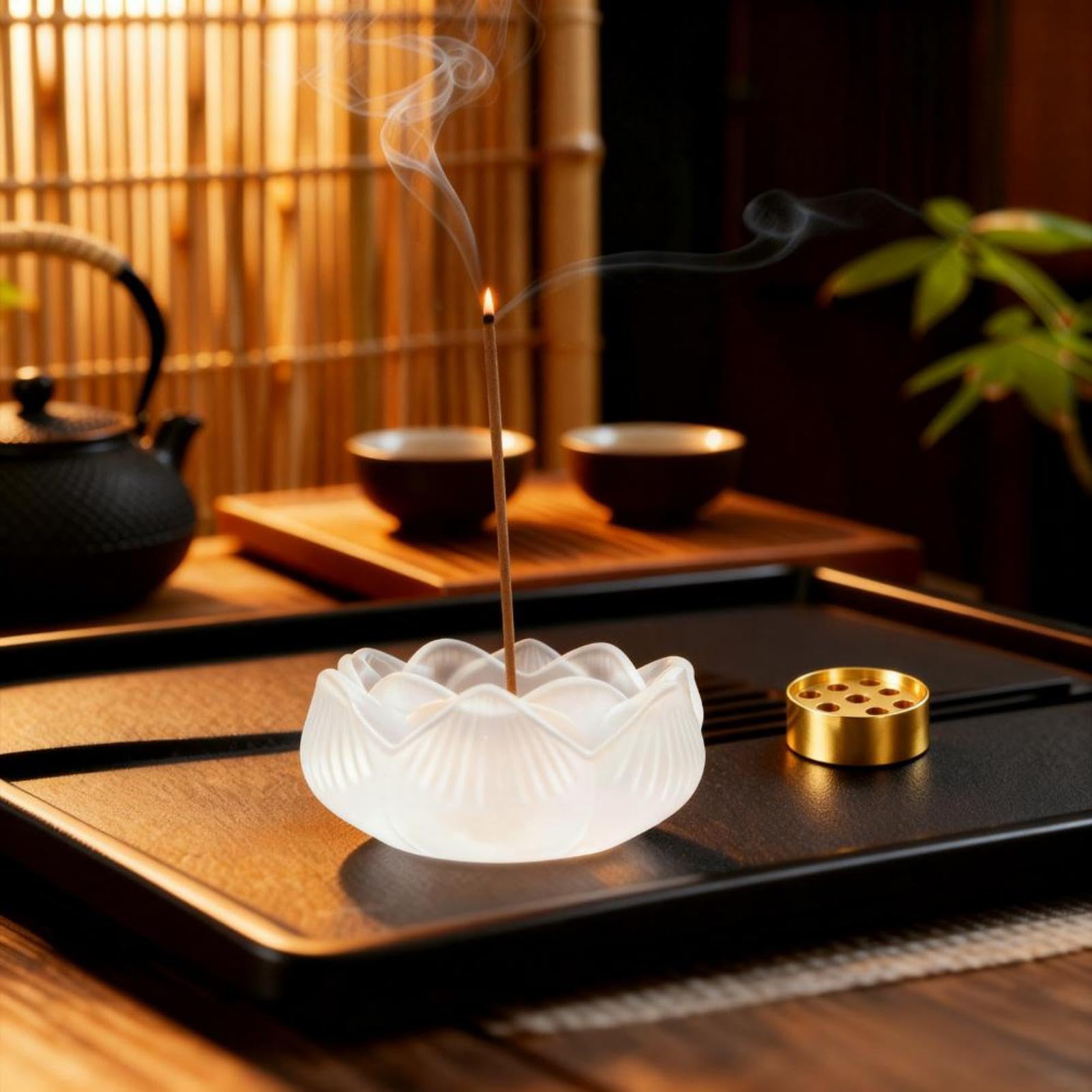 

GLSKJGS Mini Incense Holder for Buddhist Altars, Transparent Lapis Lazuli, Lotus Flower Shape with Nine Holes, Cute and Stylish Buddhist Altar