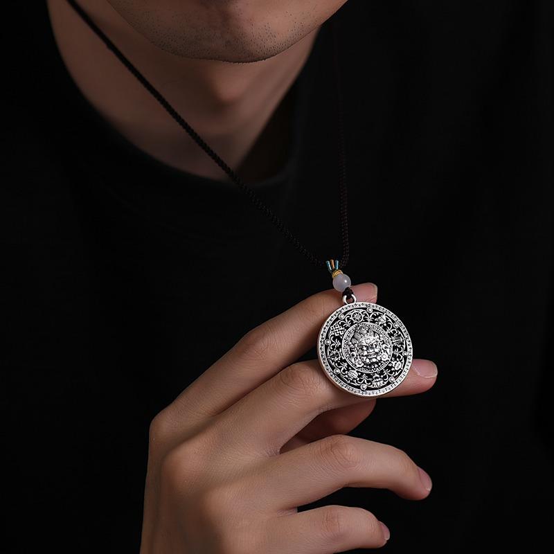 Necklace Gangchu Eight Treasures Compass Men's Retro Tibetan Style Yellow God of Wealth Pendant Pendant